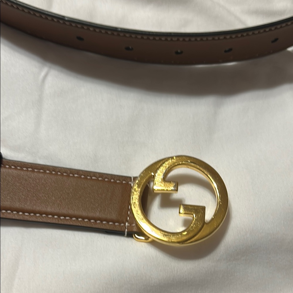 Gucci Brown Leather Belt with Gold Buckle - Picture 2 of 7